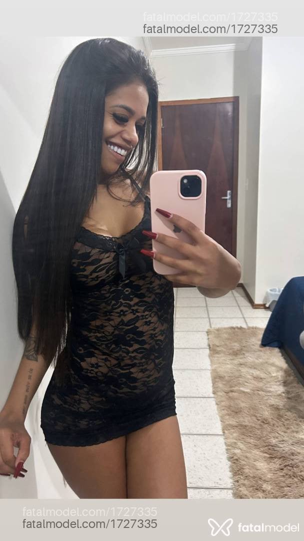 Acompanhante mulher morena (o) de olhos verdes em Cascavel - Laryssinha