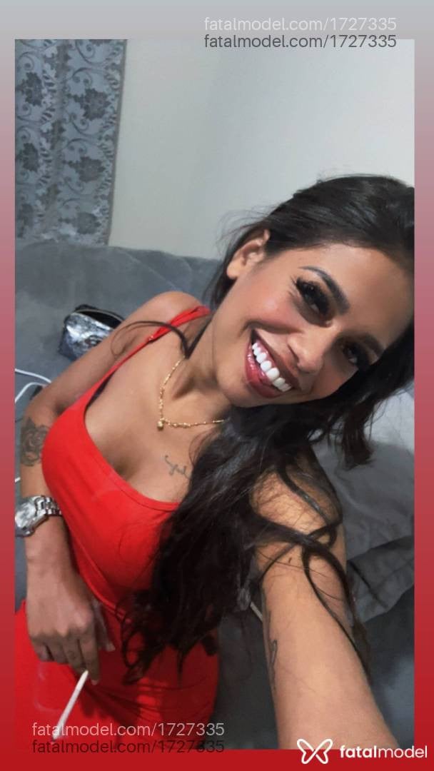 Acompanhante mulher morena (o) de olhos verdes - Laryssinha
