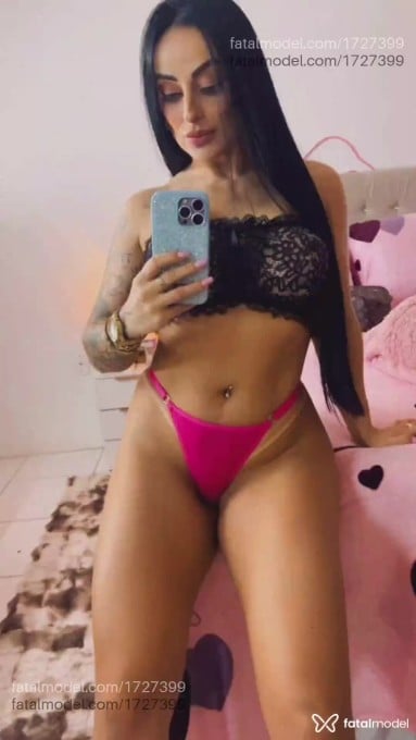 Acompanhante mulher morena (o) de olhos castanhos em Caxias do Sul - Adriana Maserati
