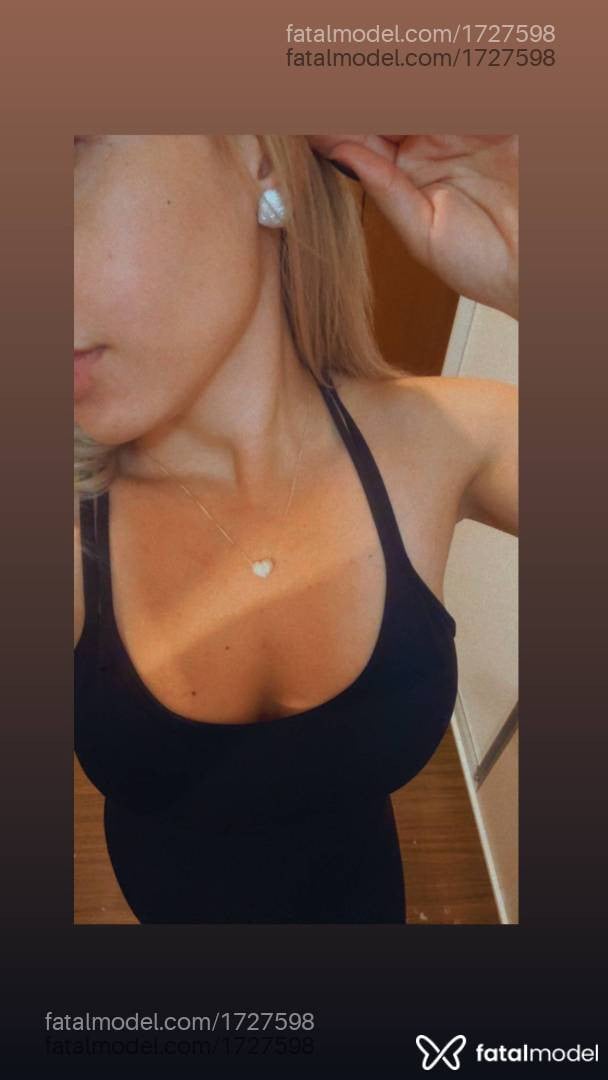 Acompanhante mulher loira (o) de olhos pretos em Uberlândia - MAYALOIRA