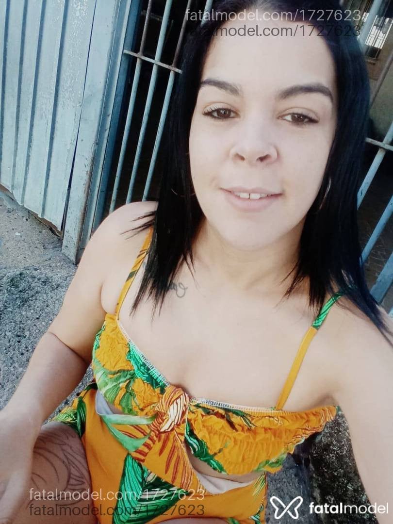 Acompanhante mulher morena (o) de olhos mel - Julia