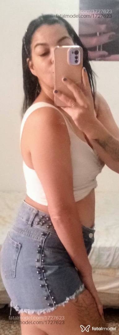 Acompanhante mulher morena (o) de olhos mel - Julia