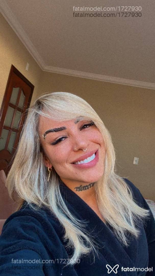 Acompanhante mulher loira (o) de olhos castanhos em Indaiatuba - Mel