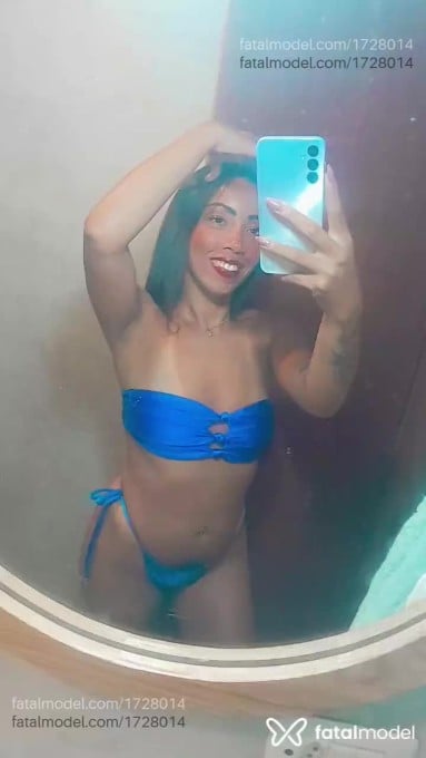 Acompanhante mulher com cabelo castanho de olhos castanhos em Armação dos Búzios - Manuela