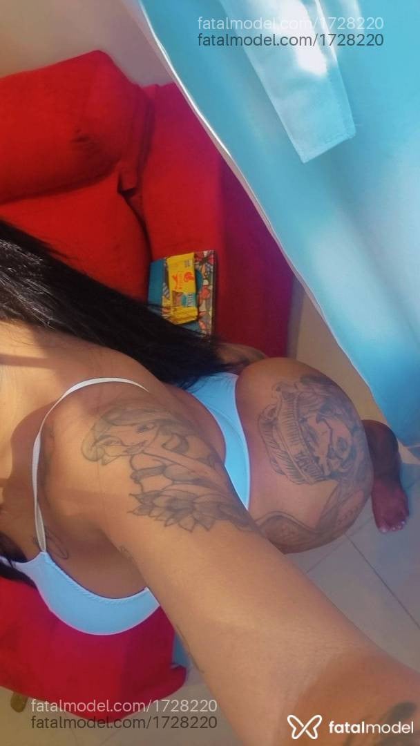 Acompanhante travesti morena (o) de olhos castanhos - BigGirls
