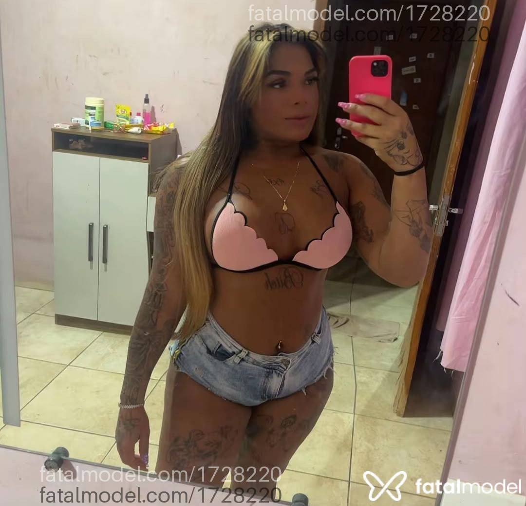 Acompanhante travesti morena (o) de olhos castanhos - BigGirls Acompanhante travesti morena (o) de olhos castanhos - BigGirls