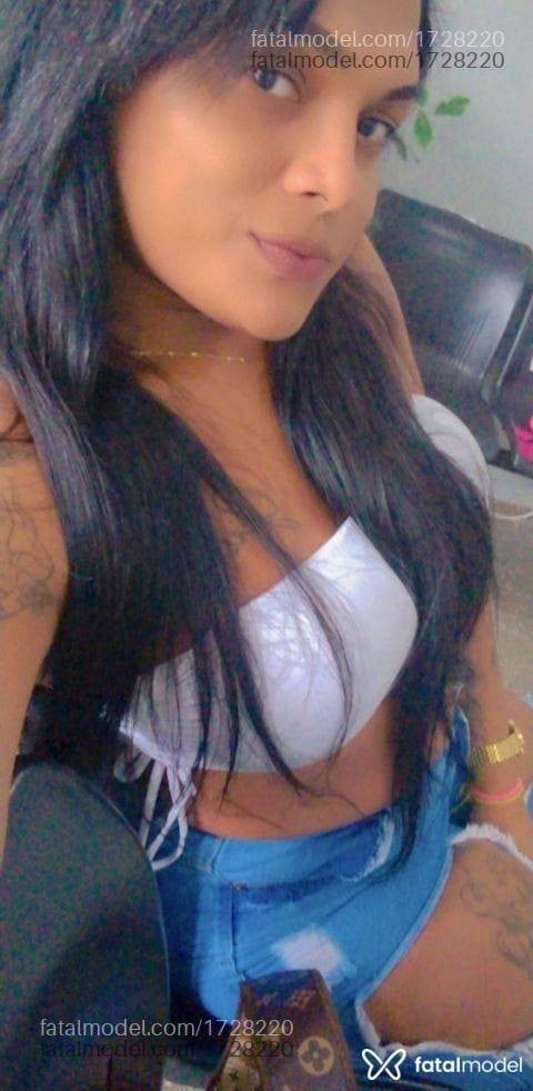 Acompanhante travesti morena (o) de olhos castanhos - BigGirls