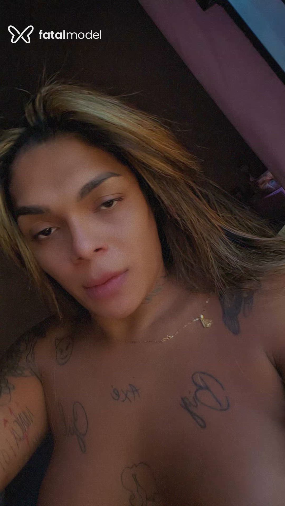 Acompanhante travesti morena (o) de olhos castanhos - BigGirls Acompanhante travesti morena (o) de olhos castanhos - BigGirls