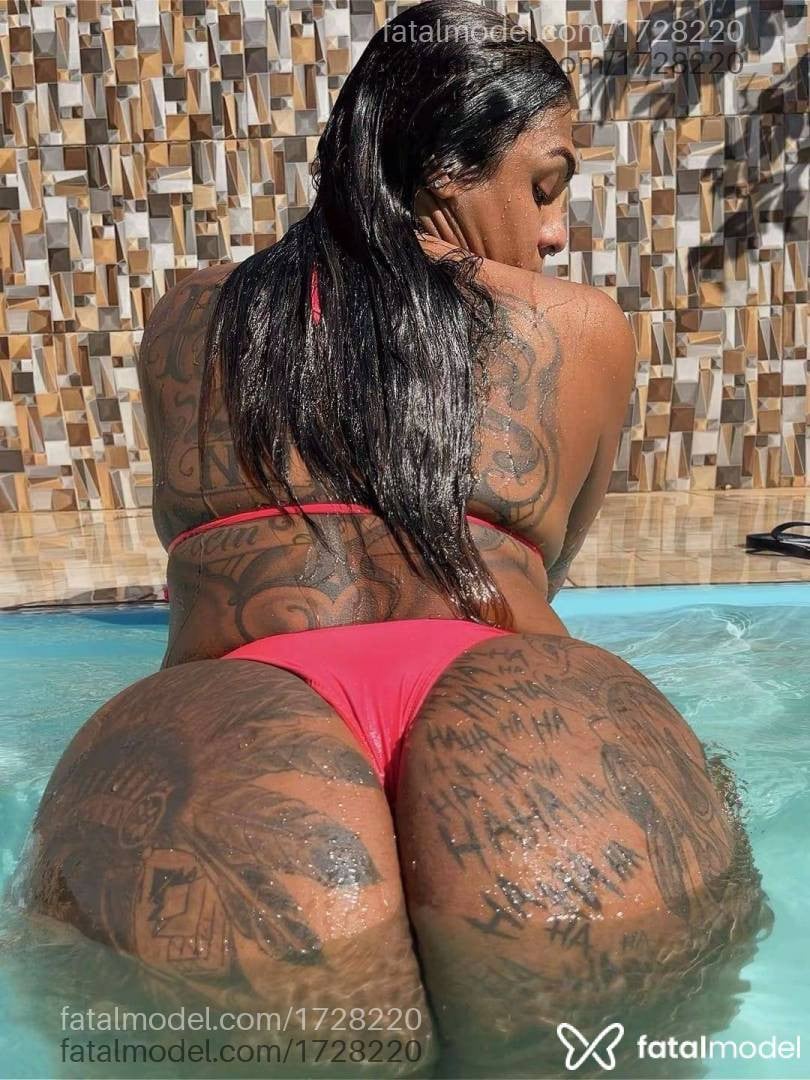 Acompanhante travesti morena (o) de olhos castanhos em Sinop - BigGirls