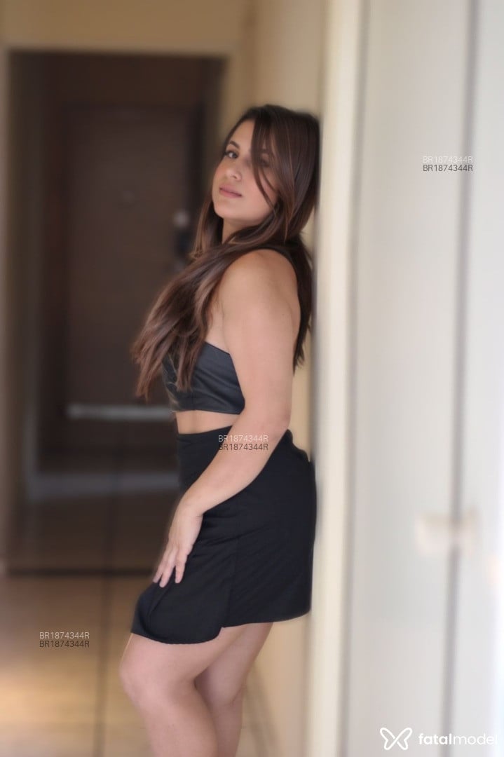 Acompanhante mulher com cabelo castanho de olhos mel em Cachoeiro de Itapemirim - Jennifer