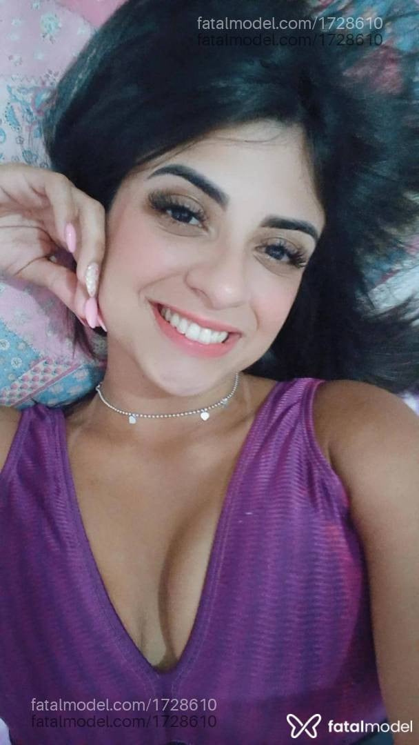 Acompanhante mulher morena (o) de olhos castanhos - Victória Oásis