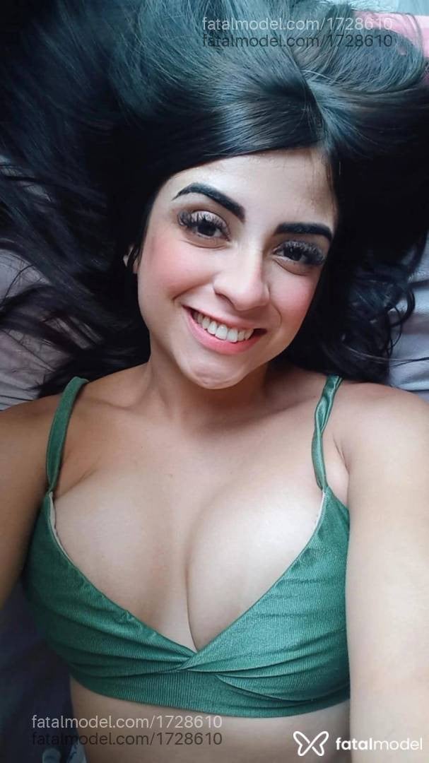 Acompanhante mulher morena (o) de olhos castanhos - Victória Oásis