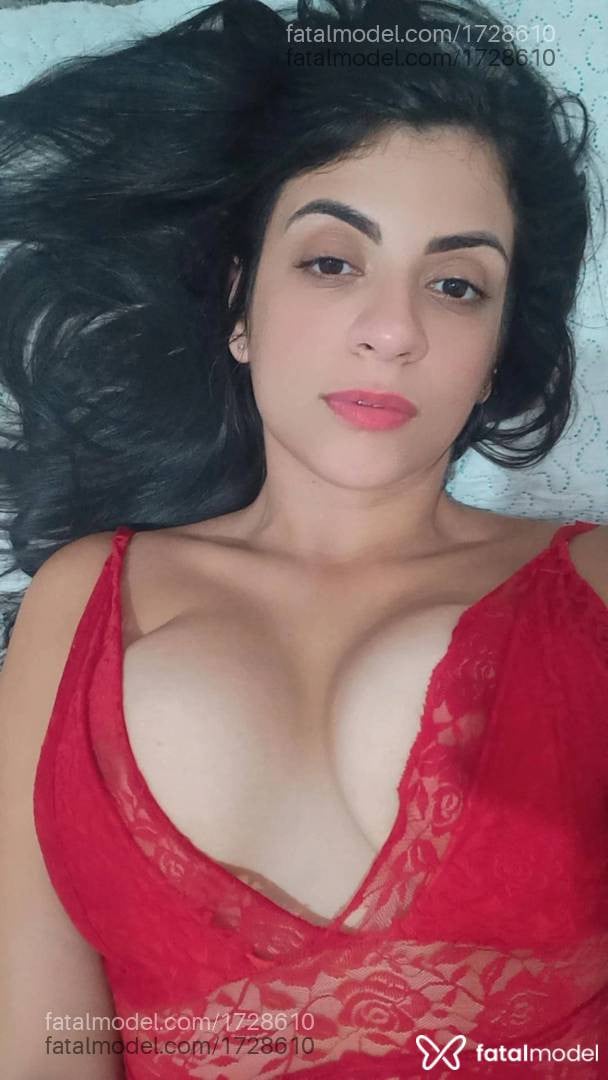 Acompanhante mulher morena (o) de olhos castanhos - Victória Oásis