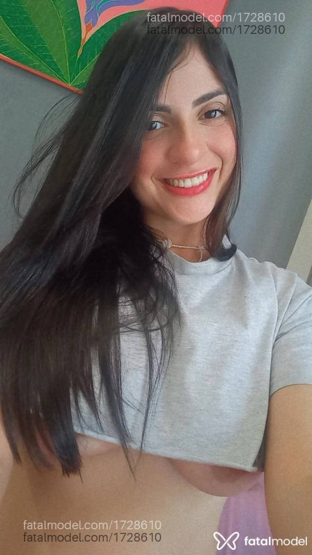 Acompanhante mulher morena (o) de olhos castanhos - Victória Oásis