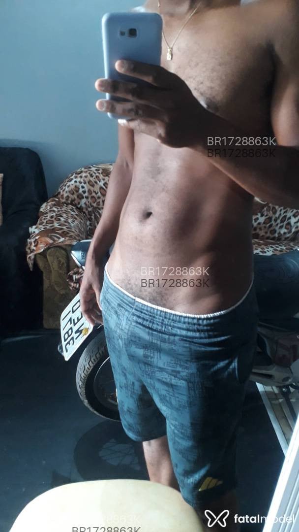 Acompanhante homem morena (o) de olhos pretos em Macapá Acompanhante homem morena (o) de olhos pretos em Macapá - Marcos Vinicius