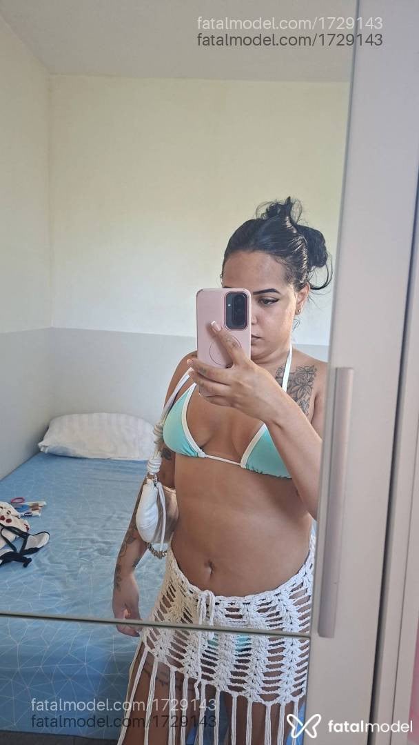 Acompanhante mulher morena (o) de olhos pretos - Mayara