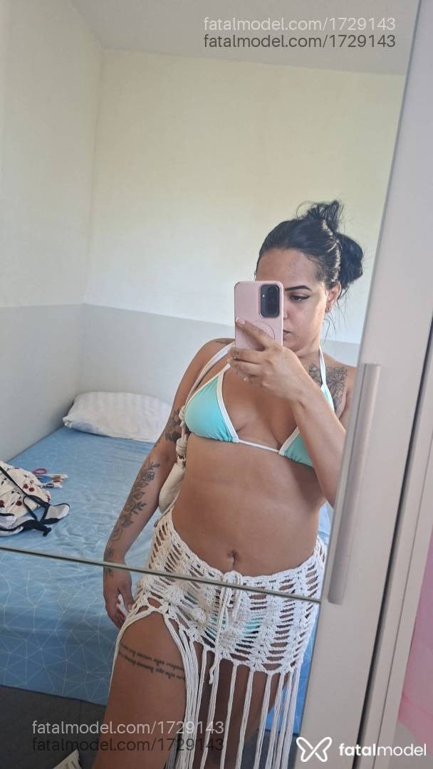 Acompanhante mulher morena (o) de olhos pretos - Mayara