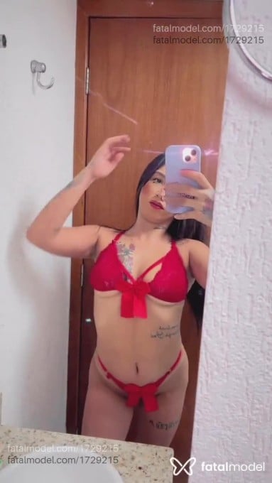 Acompanhante mulher com cabelo castanho de olhos castanhos em Goiânia - Bianca Alencar