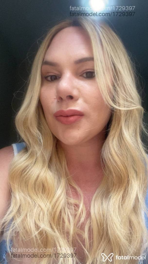 Acompanhante mulher trans loira (o) de olhos mel em Rio Verde - Julia lima