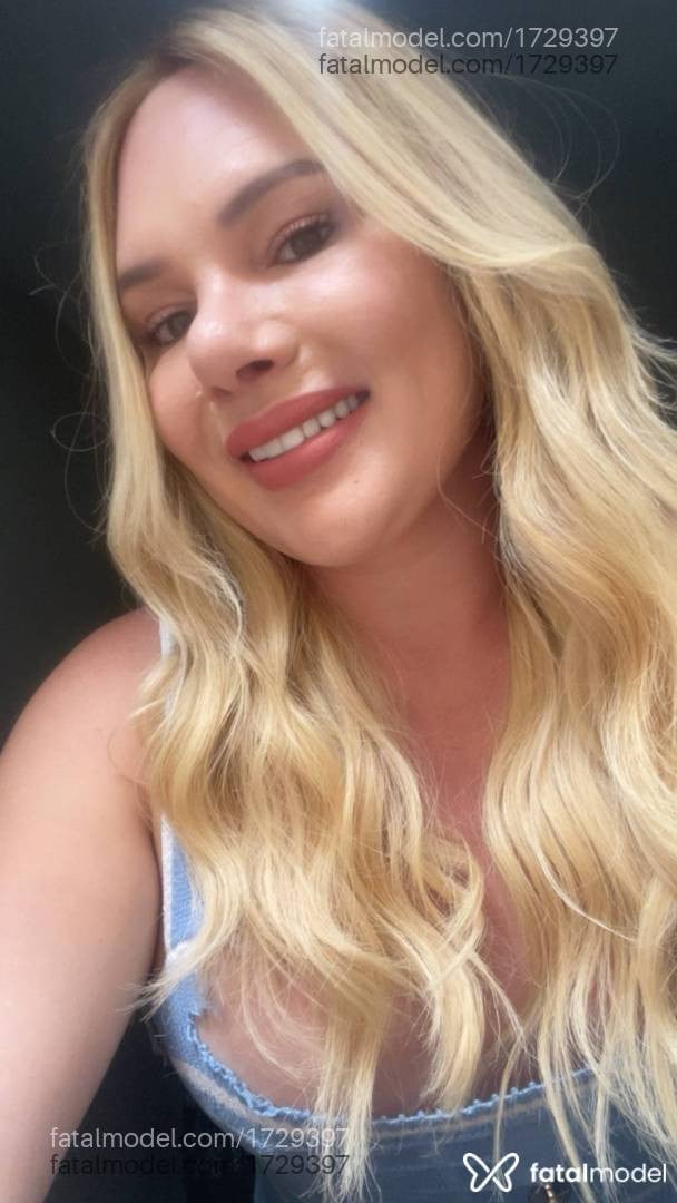 Acompanhante mulher trans loira (o) de olhos mel em Rio Verde - Julia lima