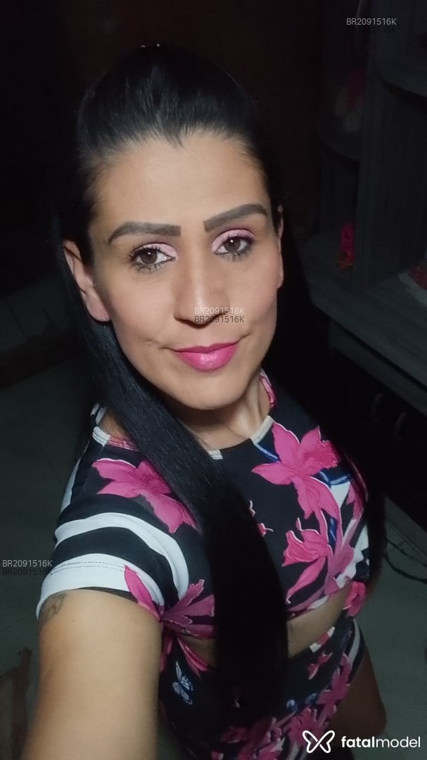Acompanhante mulher morena (o) de olhos castanhos em Parobé Acompanhante mulher morena (o) de olhos castanhos em Parobé - Kelly