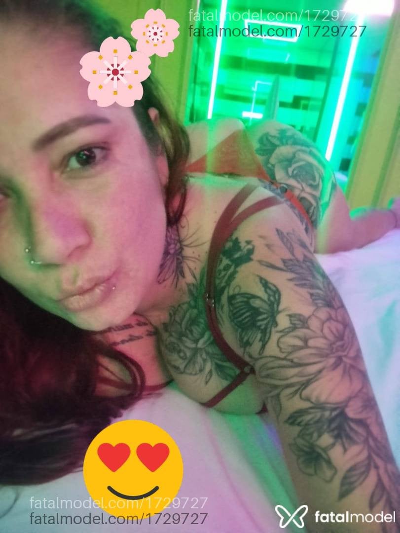 Acompanhante mulher com cabelo castanho de olhos castanhos em Laguna - Camila carrilhoza