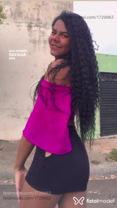 Acompanhante mulher trans morena (o) de olhos castanhos - Larisexy Acompanhante mulher trans morena (o) de olhos castanhos - Larisexy