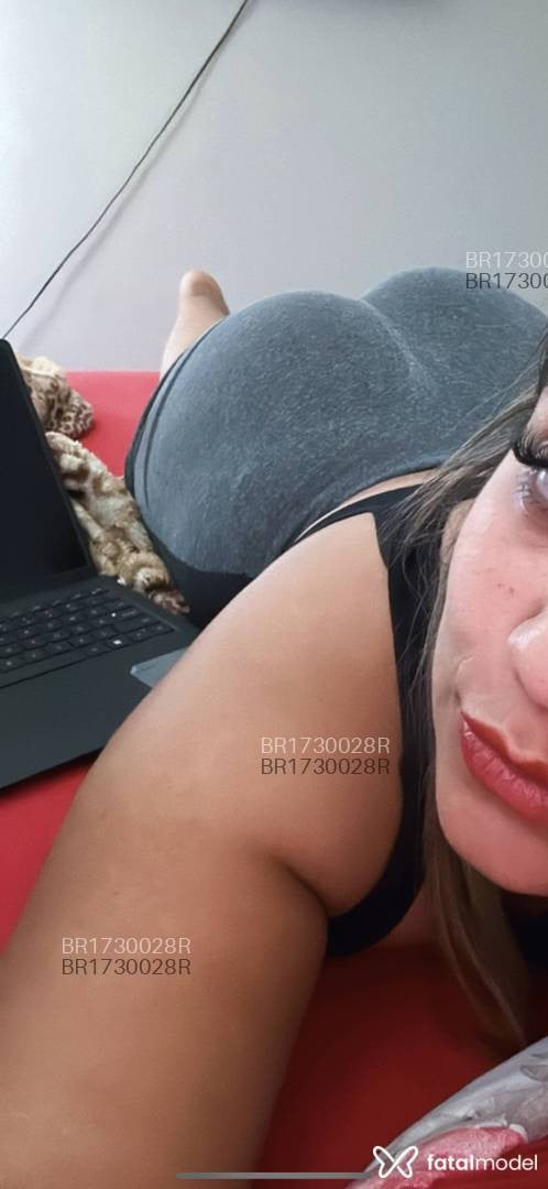 Acompanhante mulher loira (o) de olhos castanhos em Lages - Gabi Silva