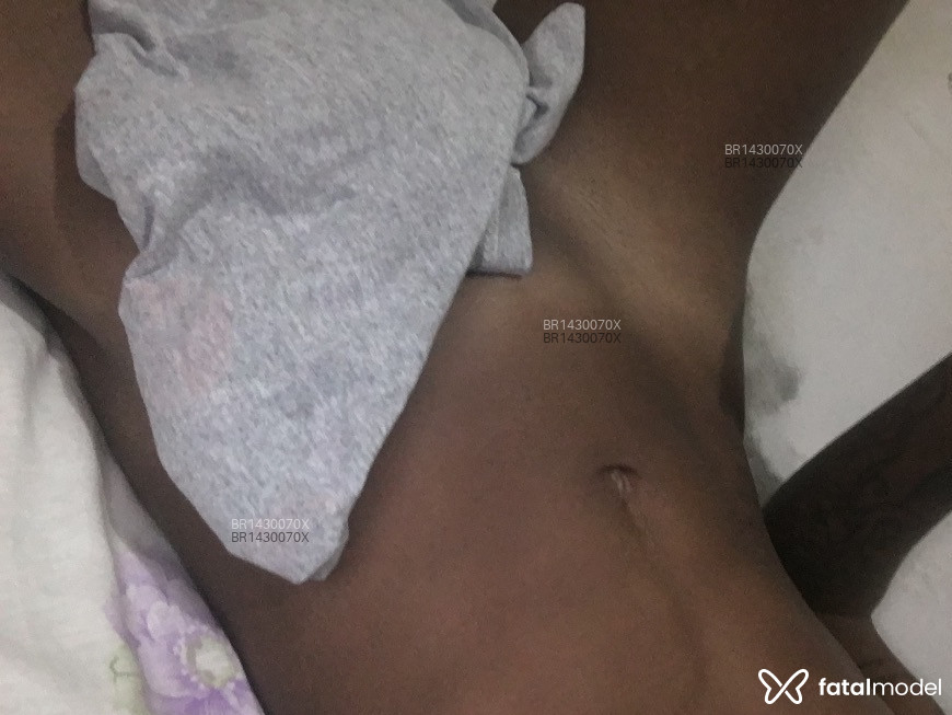 Acompanhante homem morena (o) de olhos castanhos em Cabo Frio Acompanhante homem morena (o) de olhos castanhos em Cabo Frio - Yan Rhuan