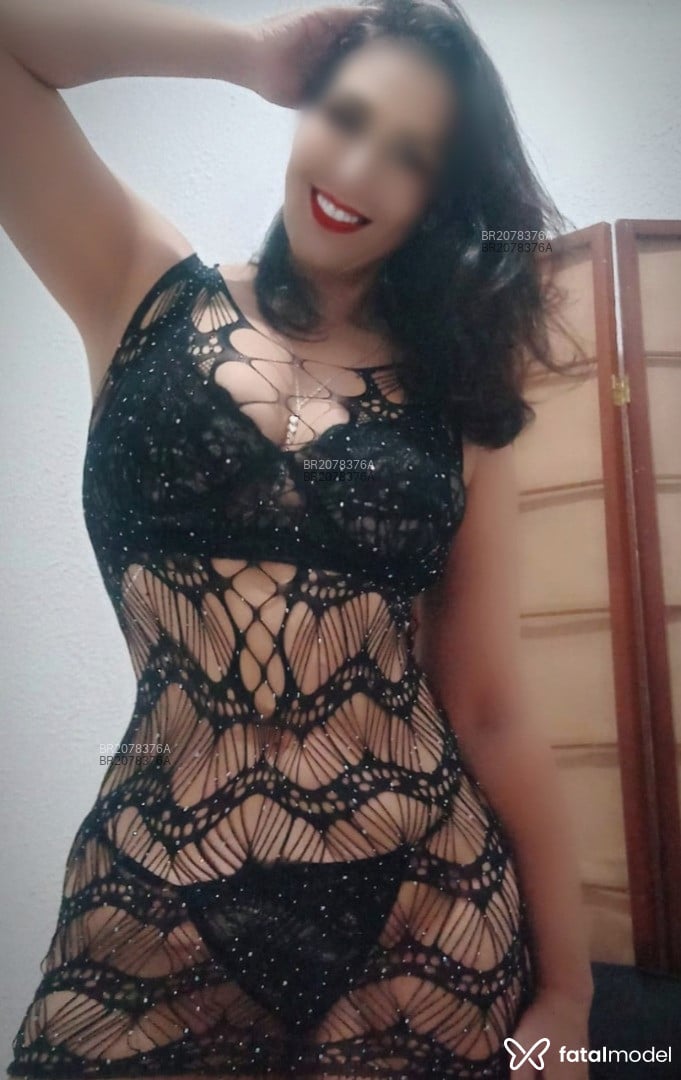 Acompanhante mulher com cabelo castanho de olhos castanhos - Liz Mello