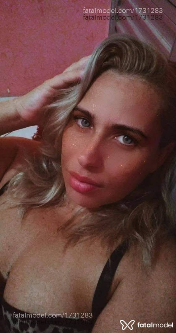 Acompanhante mulher loira (o) de olhos castanhos - Agatha Ferrari