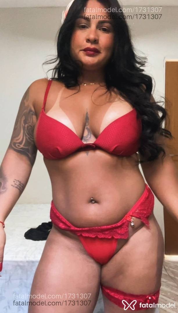 Acompanhante mulher morena (o) de olhos pretos - Barbará Souza