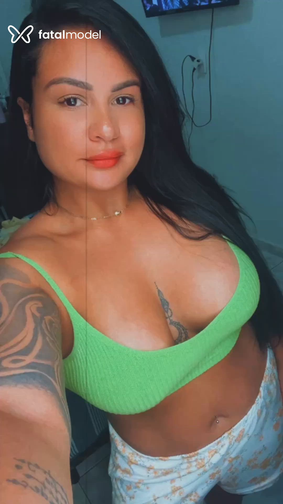 Acompanhante mulher morena (o) de olhos pretos em Uberaba - Barbará Souza