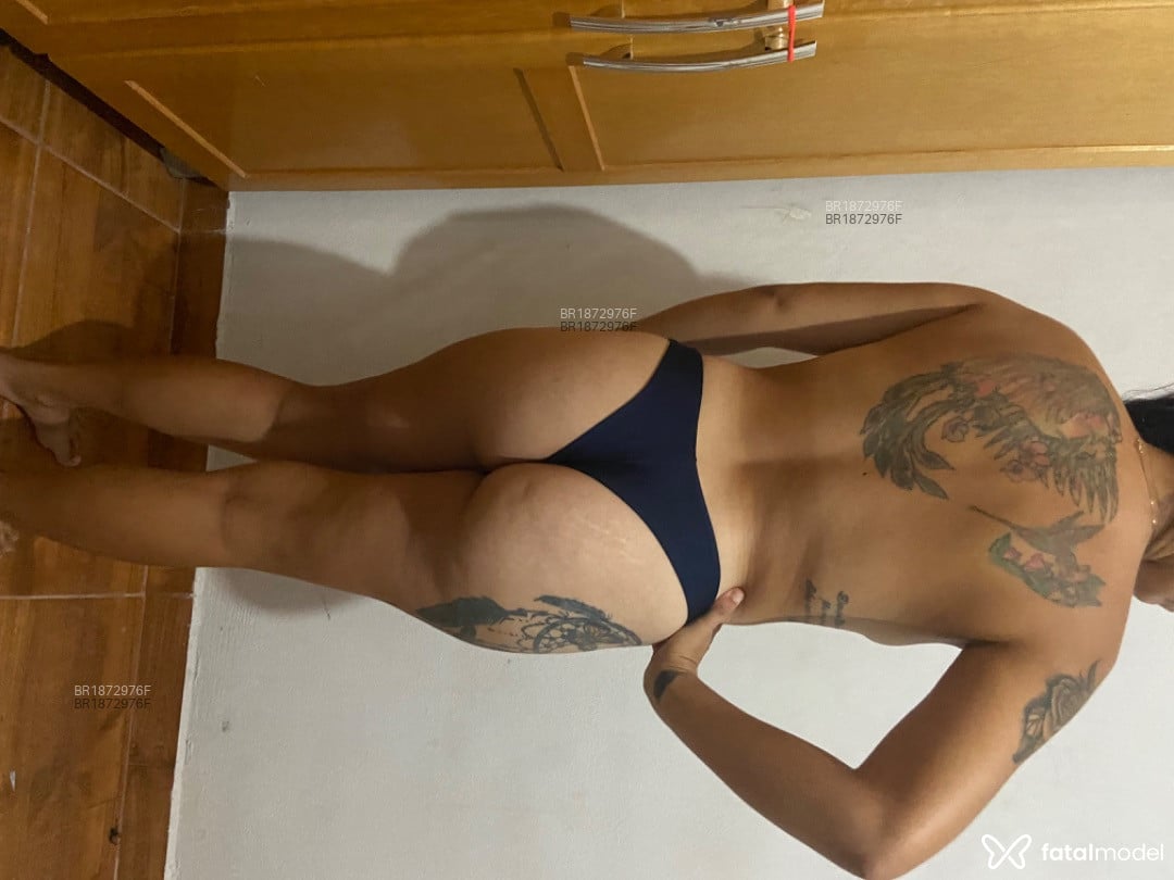 Acompanhante mulher morena (o) de olhos pretos em Nova Mutum - Maiame