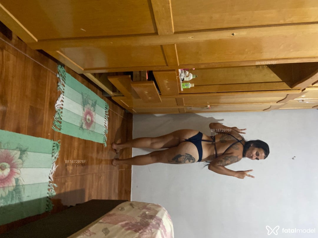 Acompanhante mulher morena (o) de olhos pretos em Nova Mutum - Maiame