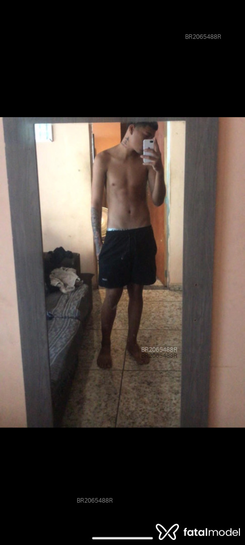 Acompanhante homem loira (o) de olhos castanhos em Rio de Janeiro - Kevin Lucas