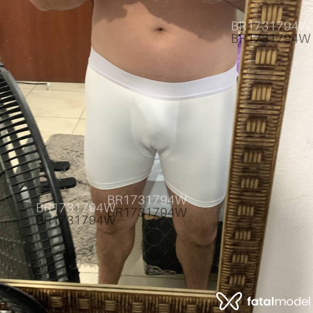 Acompanhante homem com cabelo castanho de olhos azuis - Ortiz Acompanhante homem com cabelo castanho de olhos azuis - Ortiz