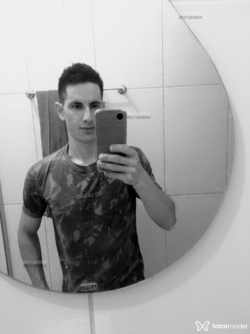 Acompanhante homem morena (o) de olhos castanhos em Ipatinga Acompanhante homem morena (o) de olhos castanhos em Ipatinga - Fhael