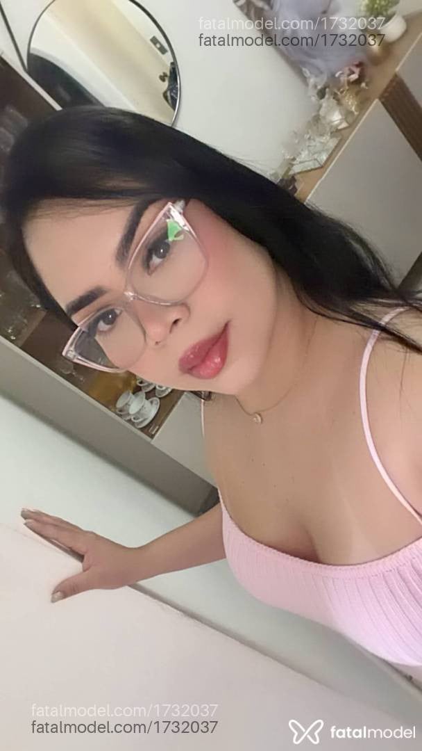 Acompanhante mulher morena (o) de olhos castanhos - Yummi