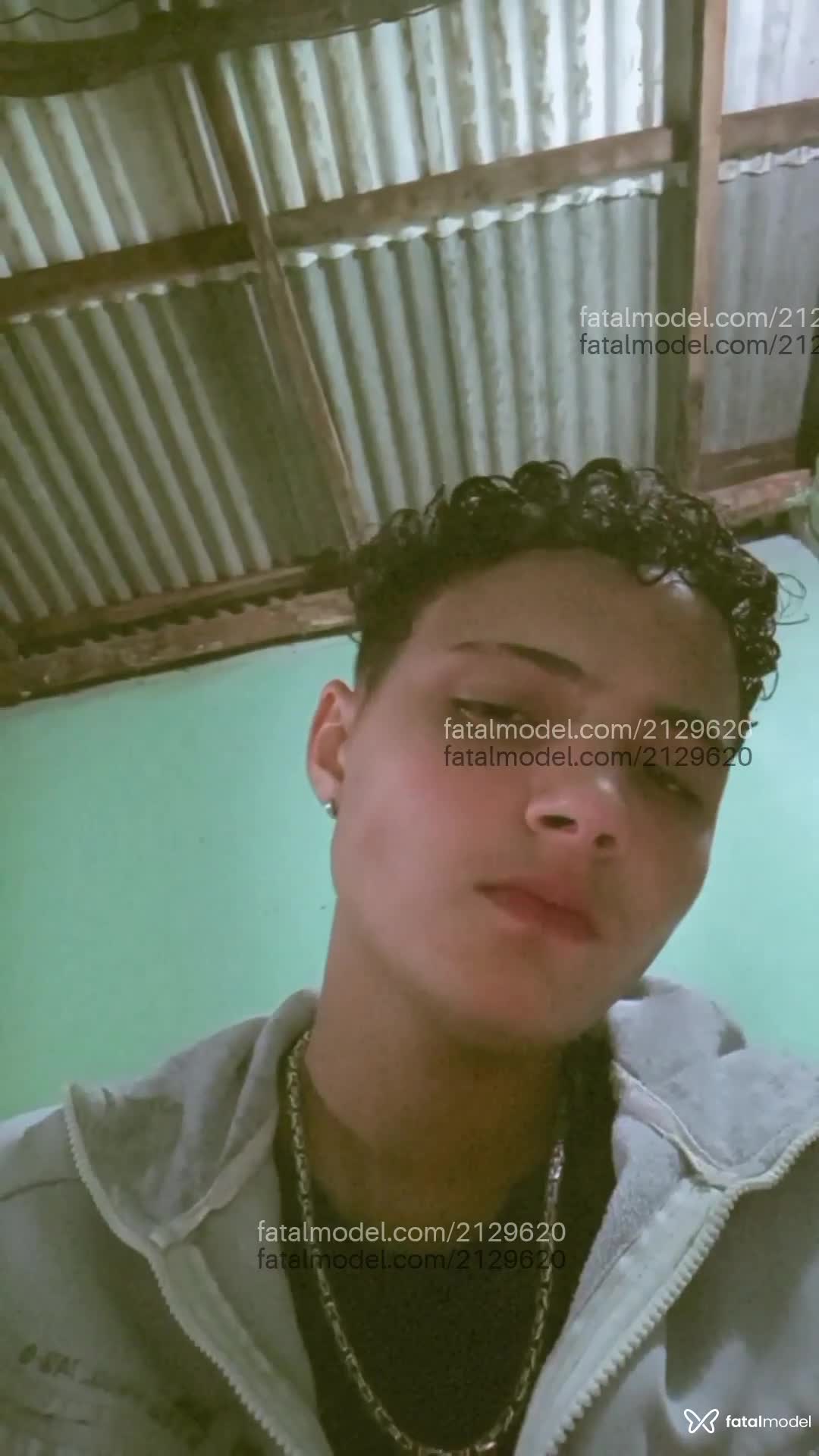Acompanhante mulher trans morena (o) de olhos castanhos em Caratinga Acompanhante mulher trans morena (o) de olhos castanhos em Caratinga - Ghutt Soares