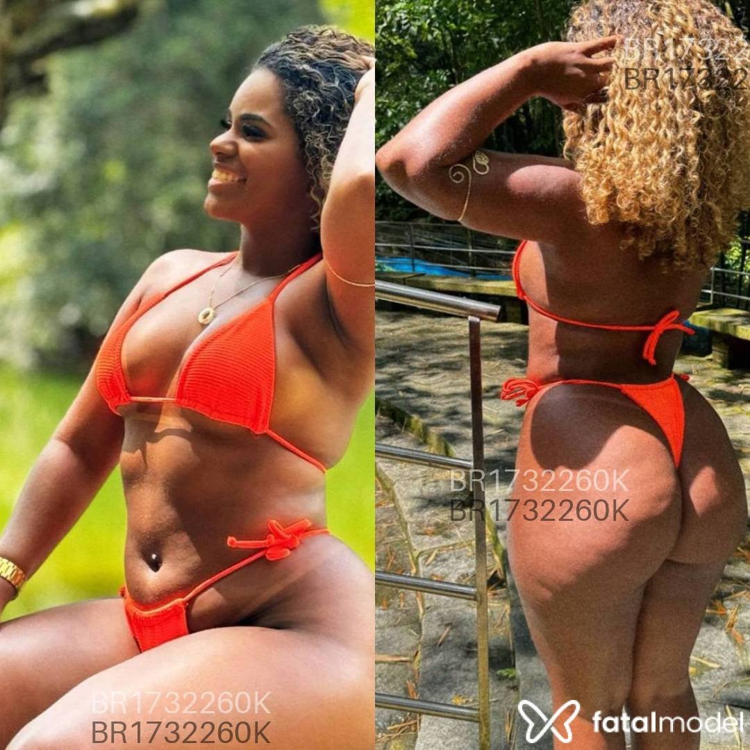Acompanhante mulher com cabelo castanho de olhos castanhos - Manuella