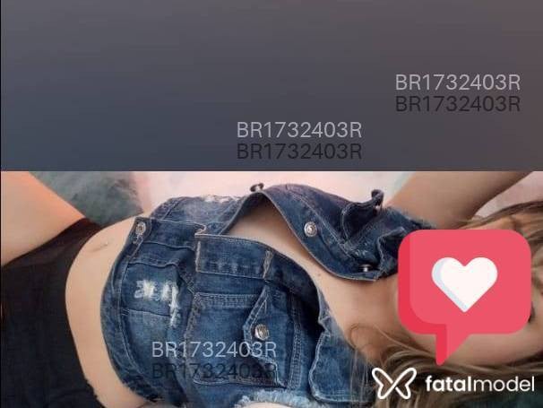 Acompanhante mulher com cabelo castanho de olhos castanhos em Virtual - Jade Bianco