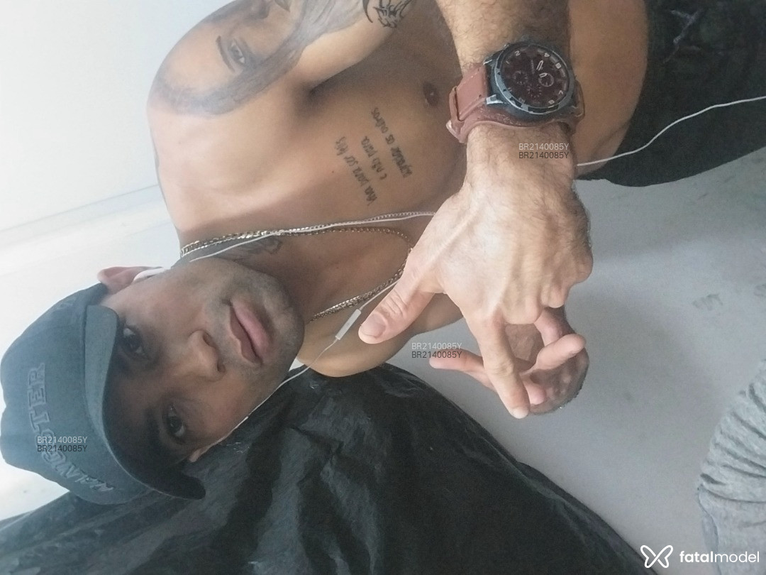 Acompanhante homem morena (o) de olhos castanhos em São Paulo - Caio Reis