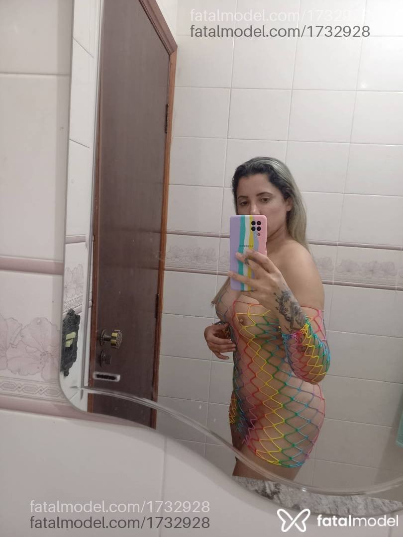 Acompanhante mulher loira (o) de olhos castanhos em Bauru - Rayane