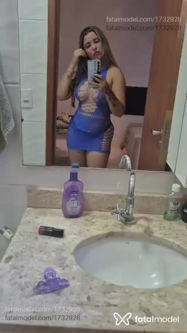 Acompanhante mulher loira (o) de olhos castanhos em Bauru - Rayane