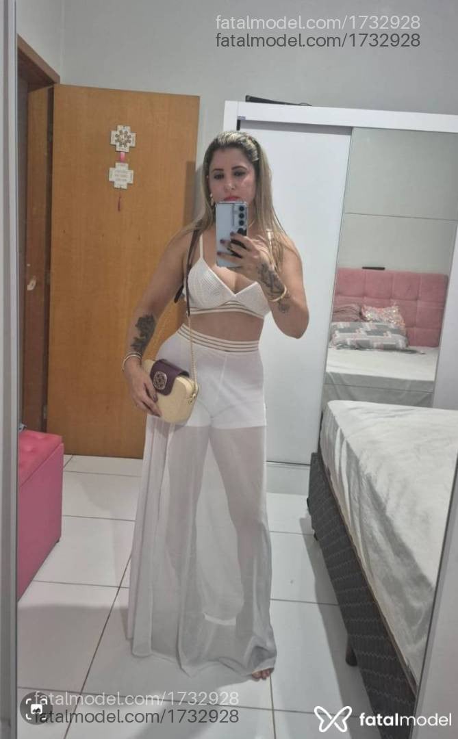 Acompanhante mulher loira (o) de olhos castanhos em Bauru - Rayane