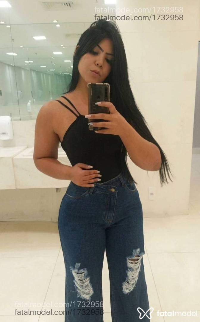 Acompanhante mulher morena (o) de olhos pretos - Lais Rodrigues