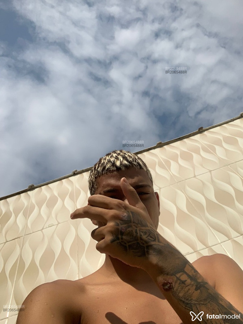 Acompanhante homem loira (o) de olhos castanhos em Rio de Janeiro - Kevin Lucas