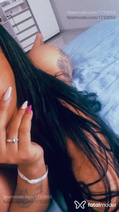 Acompanhante mulher morena (o) de olhos castanhos em São Lourenço - paulista