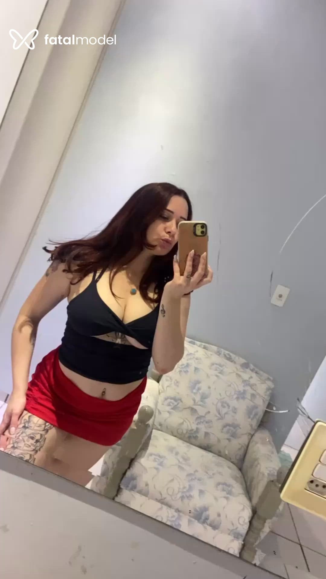 Acompanhante mulher ruiva (o) de olhos verdes - Sofhia
